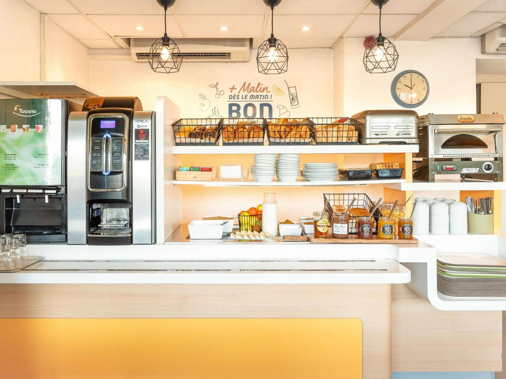Ibis Budget Macon Nord Экстерьер фото